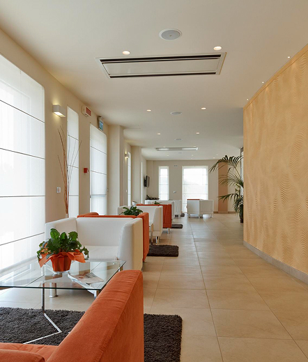 Fully air-conditioned entrance lobby